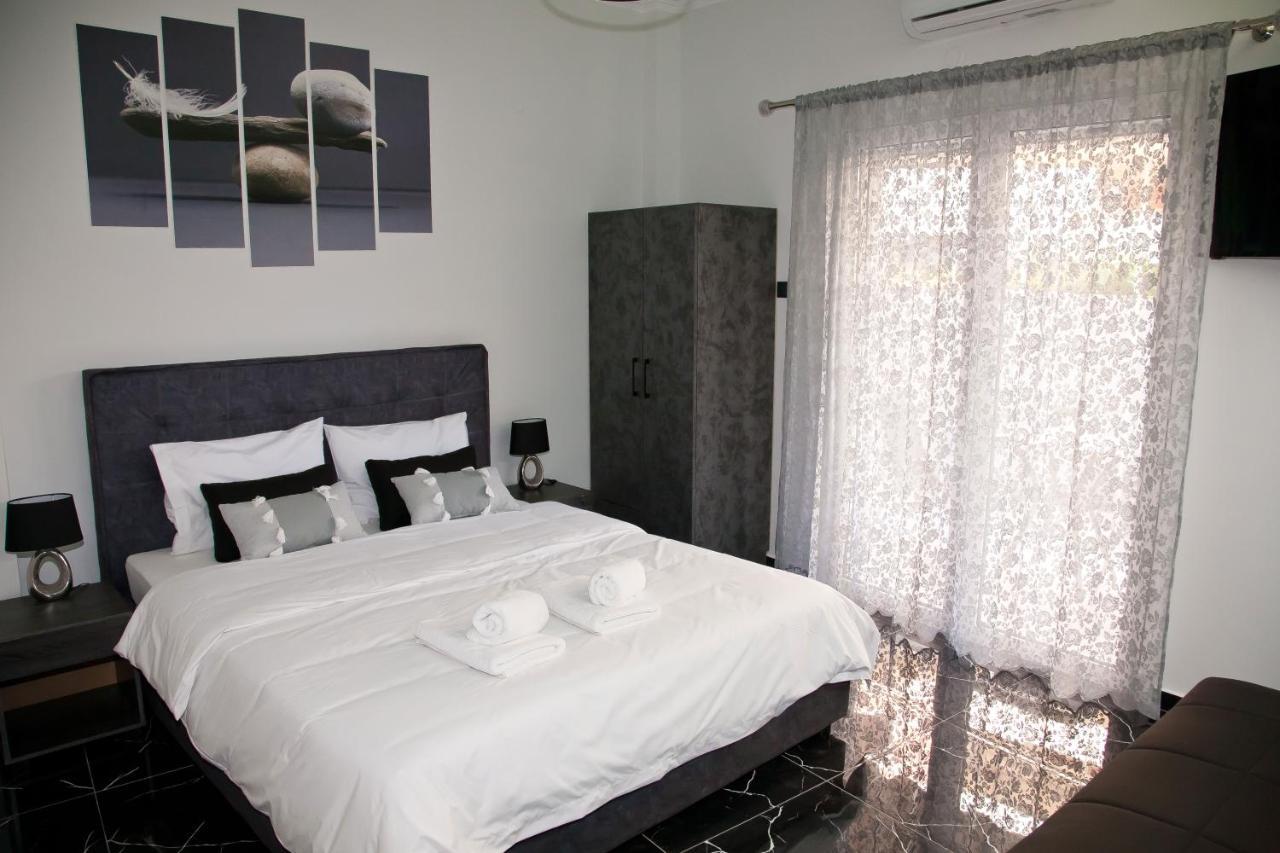 Chris Luxury Studio Ioannina Exterior foto